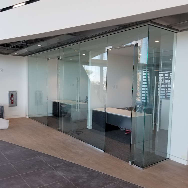 Glass and window services in Phoenix, AZ